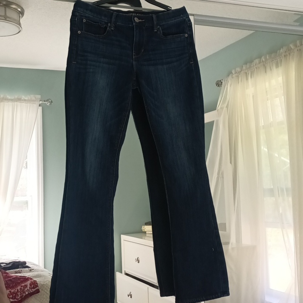 Express Barely Boot Cut Jeans 6r